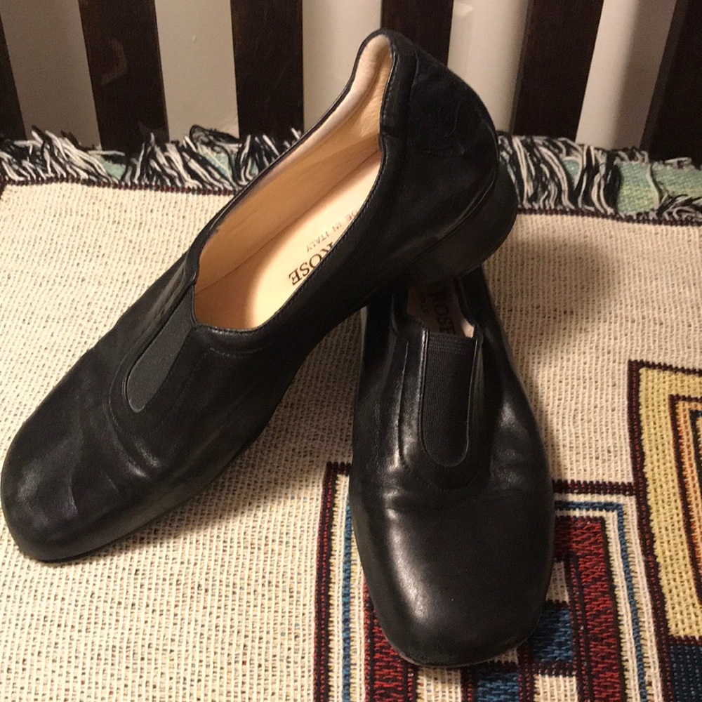 Taryn Rose Black Leather Slip-Ons